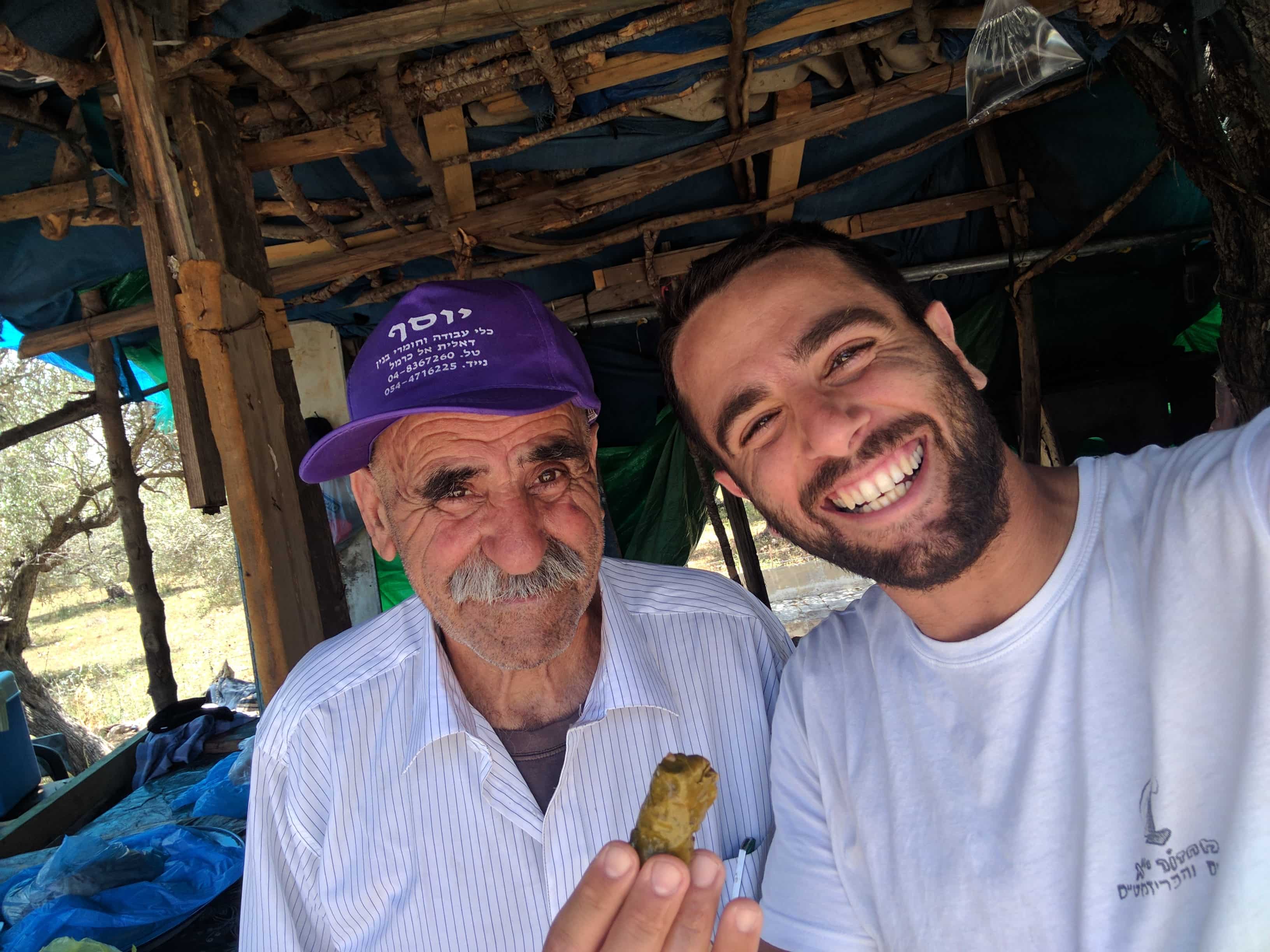 מנחל רקפת לקרן המוחרקה.